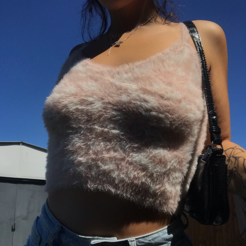 FUZZY CHEETAH PRINT CROP TANK